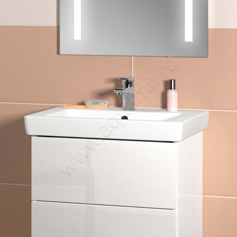 Раковина мебельная накладная Villeroy & Boch Subway 2.0 60 см, фарфор, белый глянец/white alpin 7113F001 в интерьере