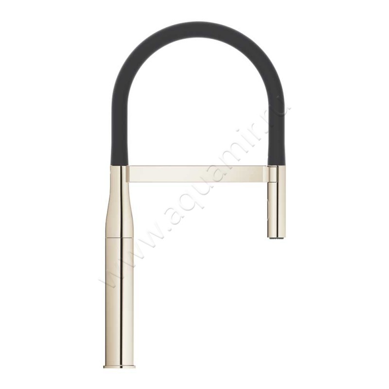 Однорычажный смеситель для кухни Grohe Essence 30294BE0 в интерьере