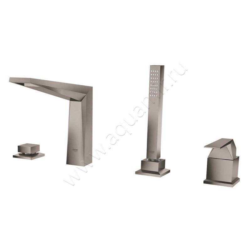 Однорычажный смеситель для ванны Grohe Allure Brilliant 19787AL1 в интерьере