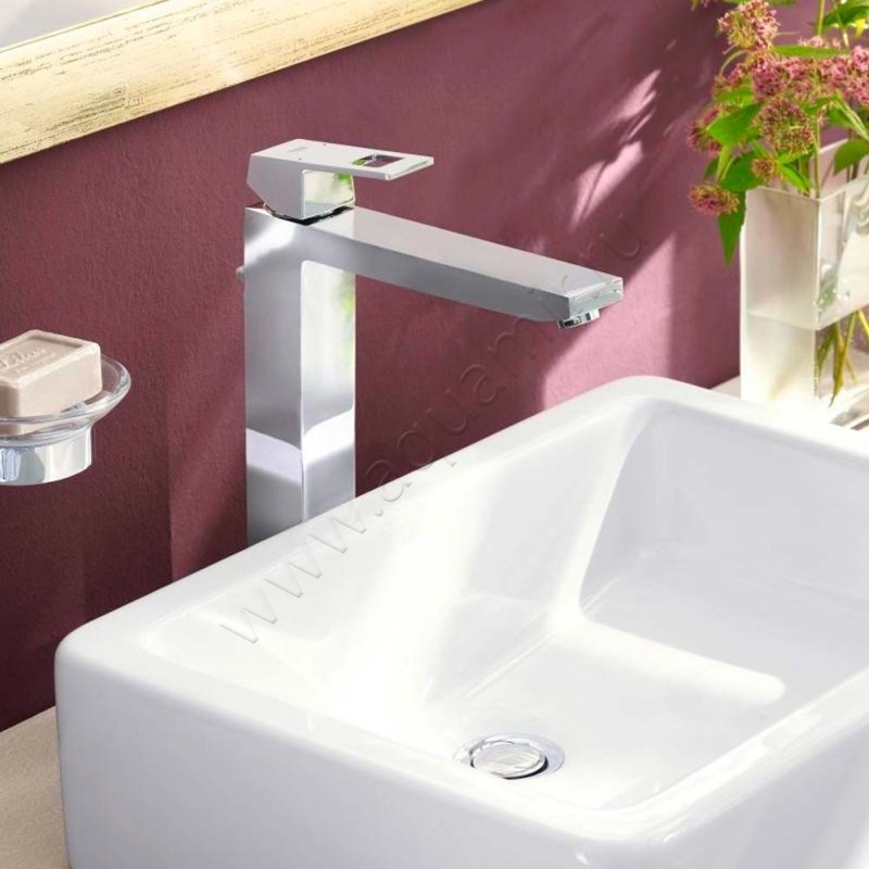Смеситель для раковины Grohe Eurocube хром 23406000 в интерьере