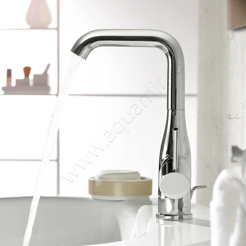 Смеситель для раковины Grohe Essence хром 32628001 в интерьере