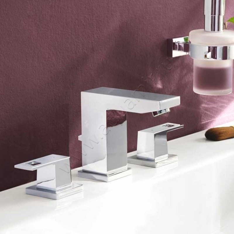 Смеситель для раковины Grohe Eurocube 20351000 в интерьере
