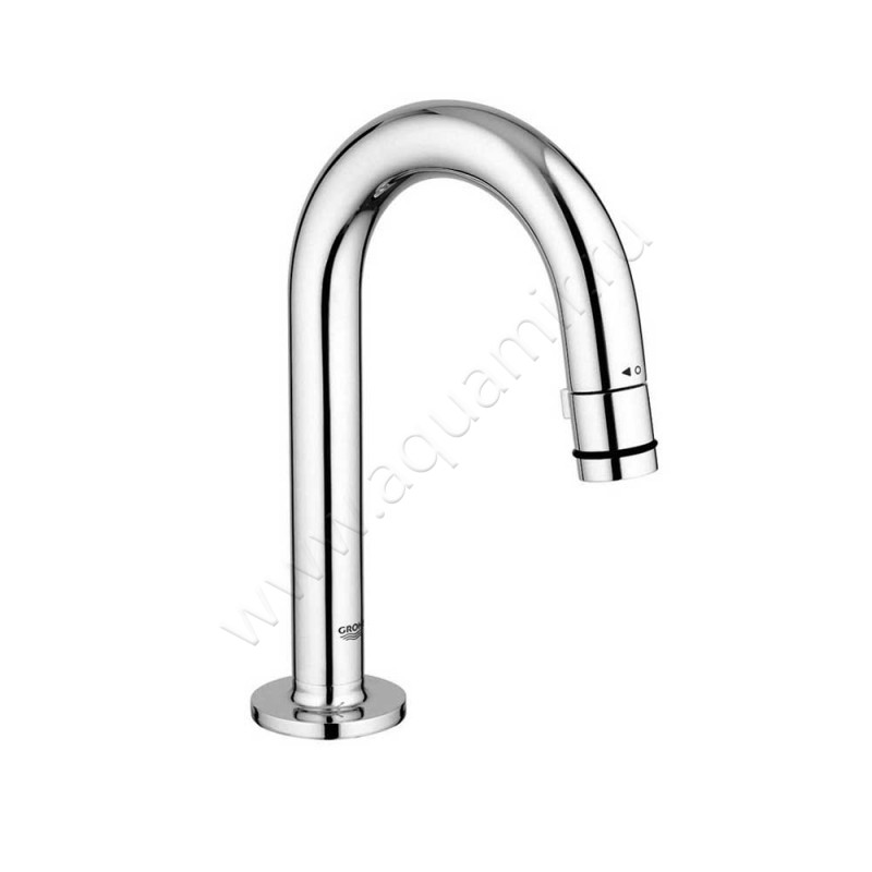 Кран для раковины на холодную воду Grohe Universal 20201000 в интерьере