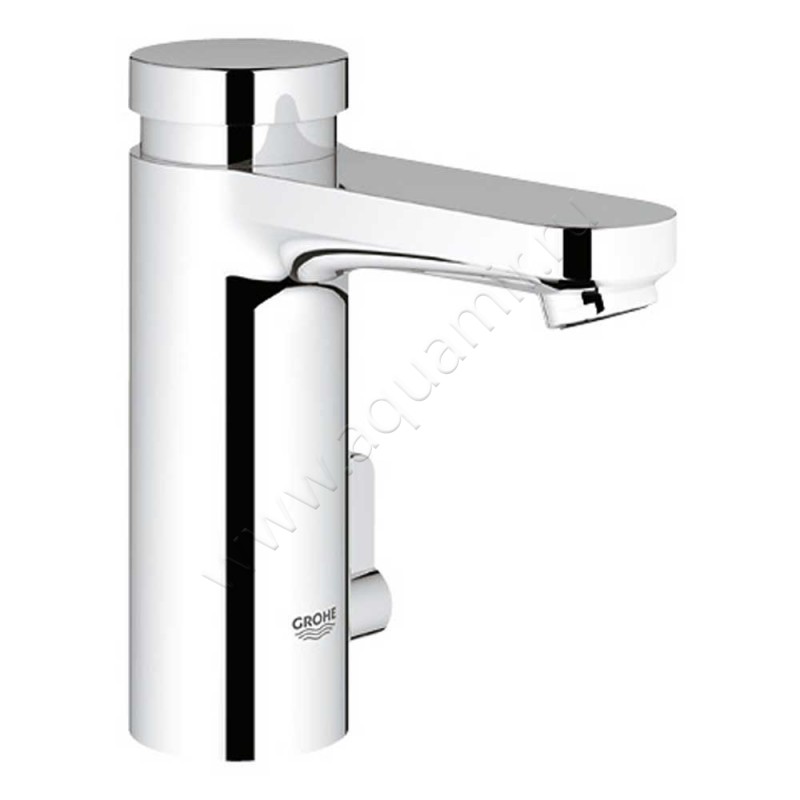 Пневмотический смеситель для раковины Grohe Eurosmart CT 36317000 в интерьере