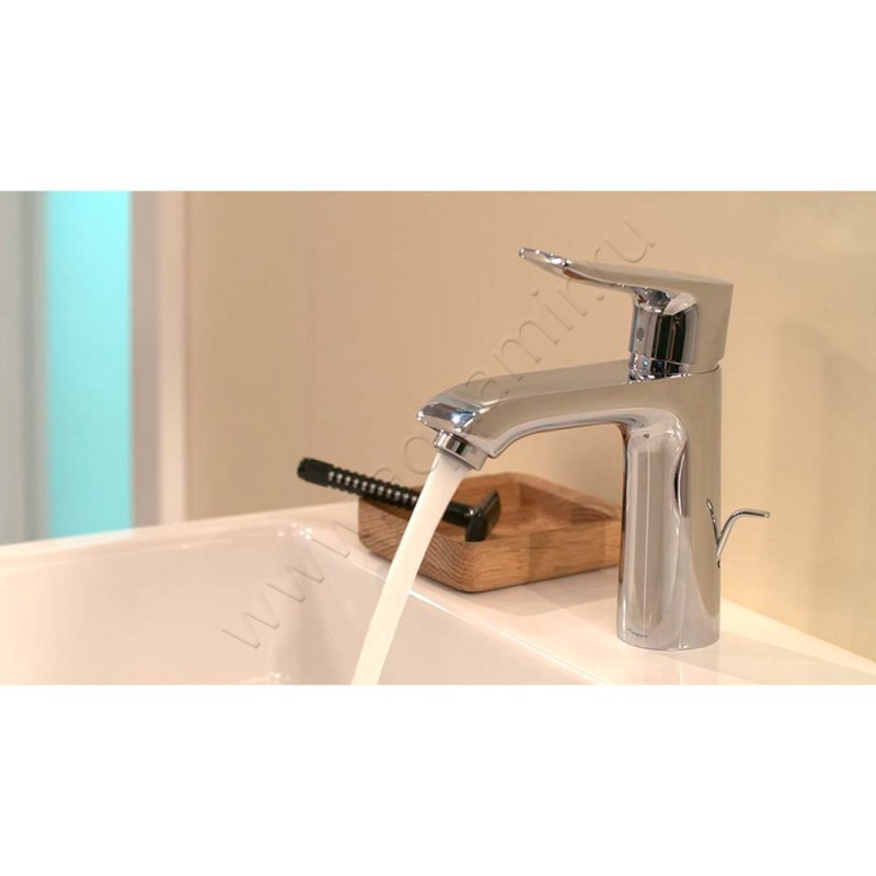 Смеситель для раковины Hansgrohe Metris хром 31080000 в интерьере