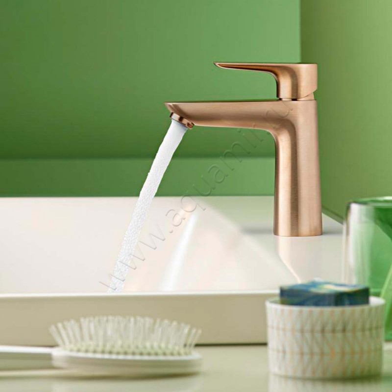 Смеситель для раковины Hansgrohe Talis E бронза матовая 71712140 в интерьере