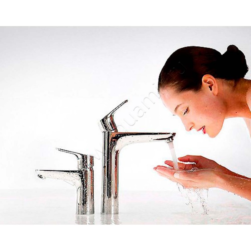 Смеситель для раковины Hansgrohe Focus хром 31608000 в интерьере