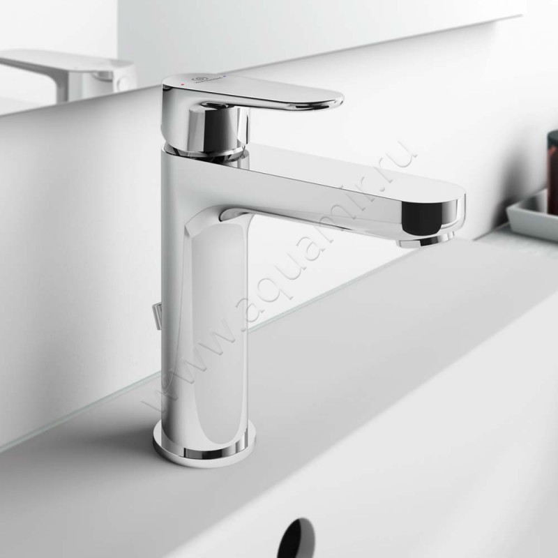 Смеситель для раковины Ideal Standard Cerafine O BC699AA в интерьере