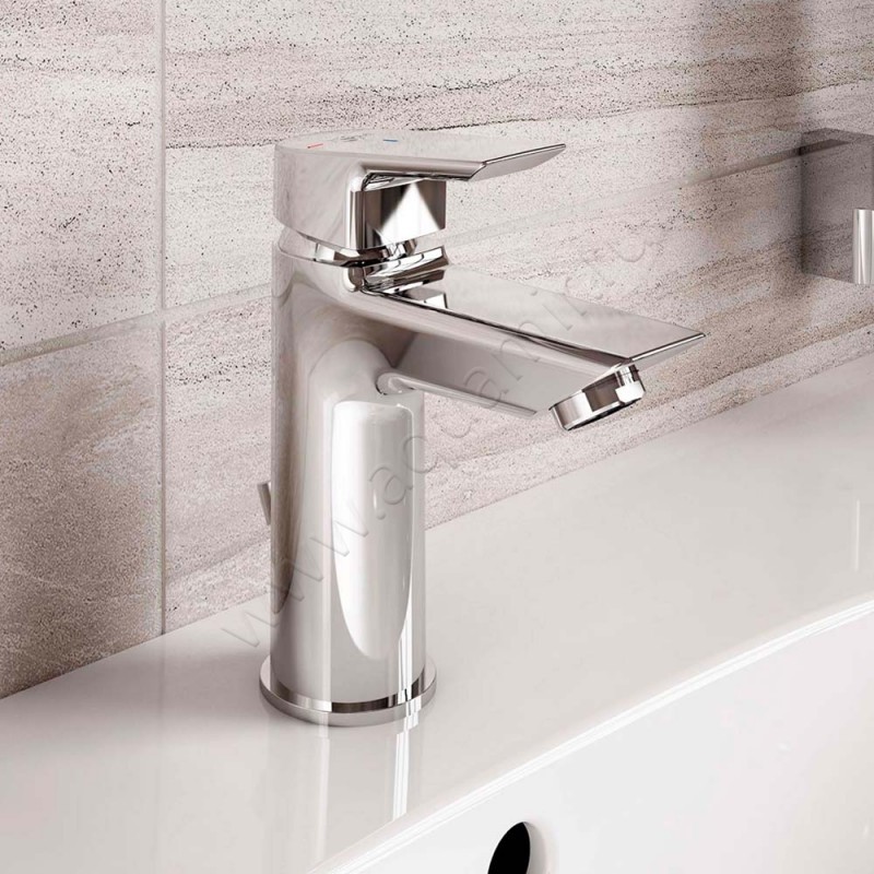 Смеситель для раковины Ideal Standard Tesi A6557AA в интерьере