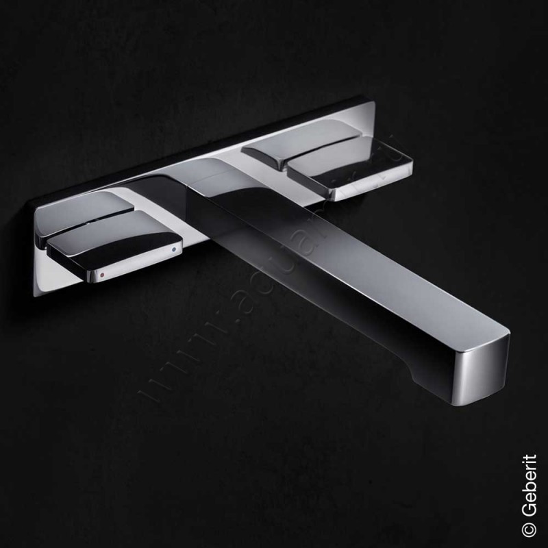 Смеситель для раковины Geberit ONE 116461211 в интерьере