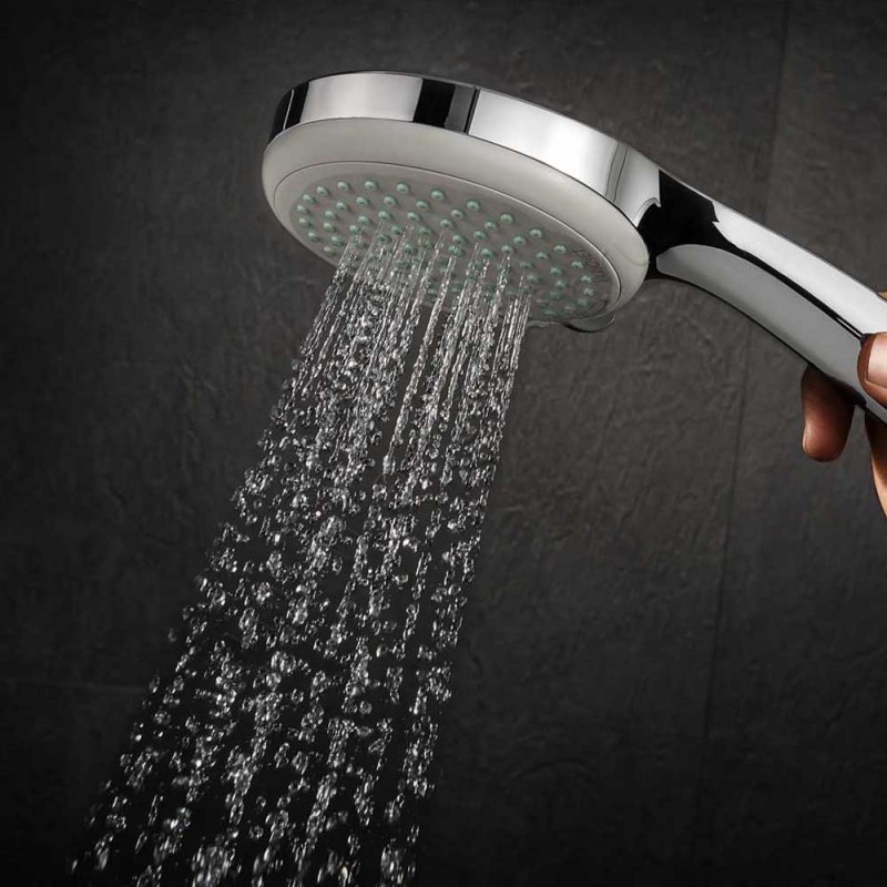 Душевая стойка с термостатом Hansgrohe Croma 27188000 в интерьере