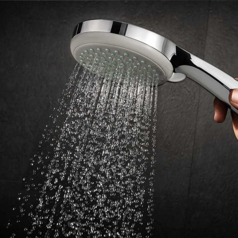 Душевая стойка с термостатом Hansgrohe Croma 27188000 в интерьере