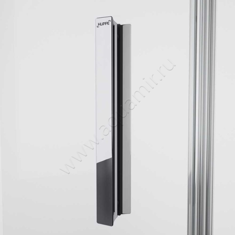 Складная душевая дверь в нишу Huppe Solva pure в серебристом цвете SR4380092375 в интерьере