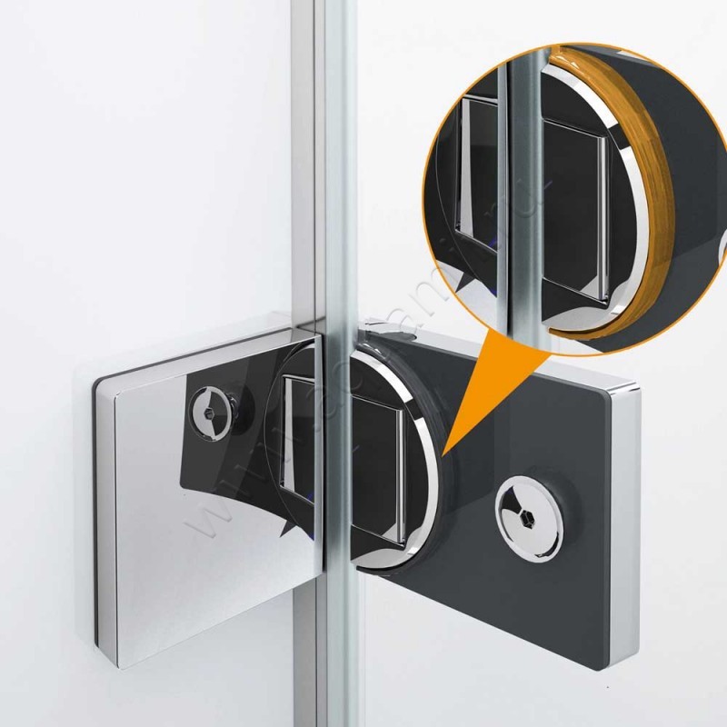 Маятниковая душевая дверь в нишу Huppe Solva pure в серебристом цвете SR2982092322 в интерьере