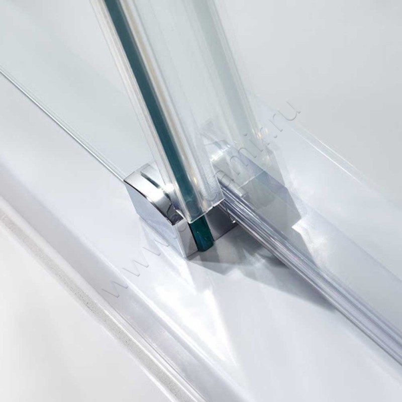 Раздвижная душевая дверь в нишу с фиксированным элементом HSK Solida в серебристом цвете 15221400150#EdLi в интерьере