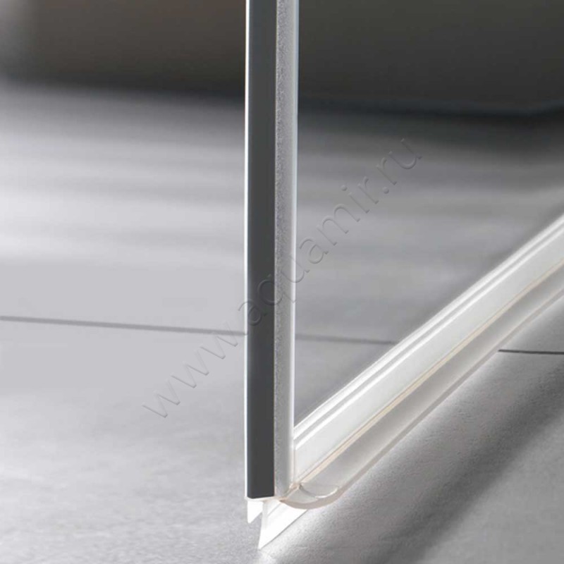 Складная душевая дверь в нишу Kermi Diga в серебристом цвете DI2DL10020VAK в интерьере