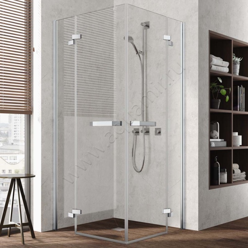 Маятниковая душевая дверь для комбинации с ответной частью Kermi Tusca TUEPR09020VPK в интерьере