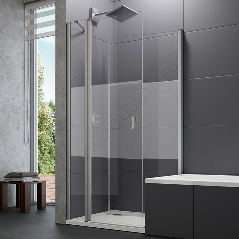 Душевая боковина Huppe Design pure 8P7704087375 в интерьере