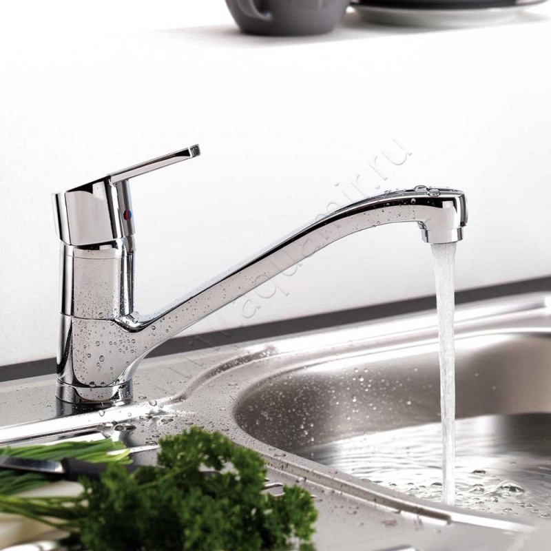 Однорычажный смеситель для кухни Kludi LOGO NEO 379130575