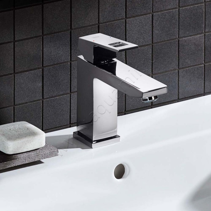 Смеситель для раковины Grohe Eurocube хром 23446000