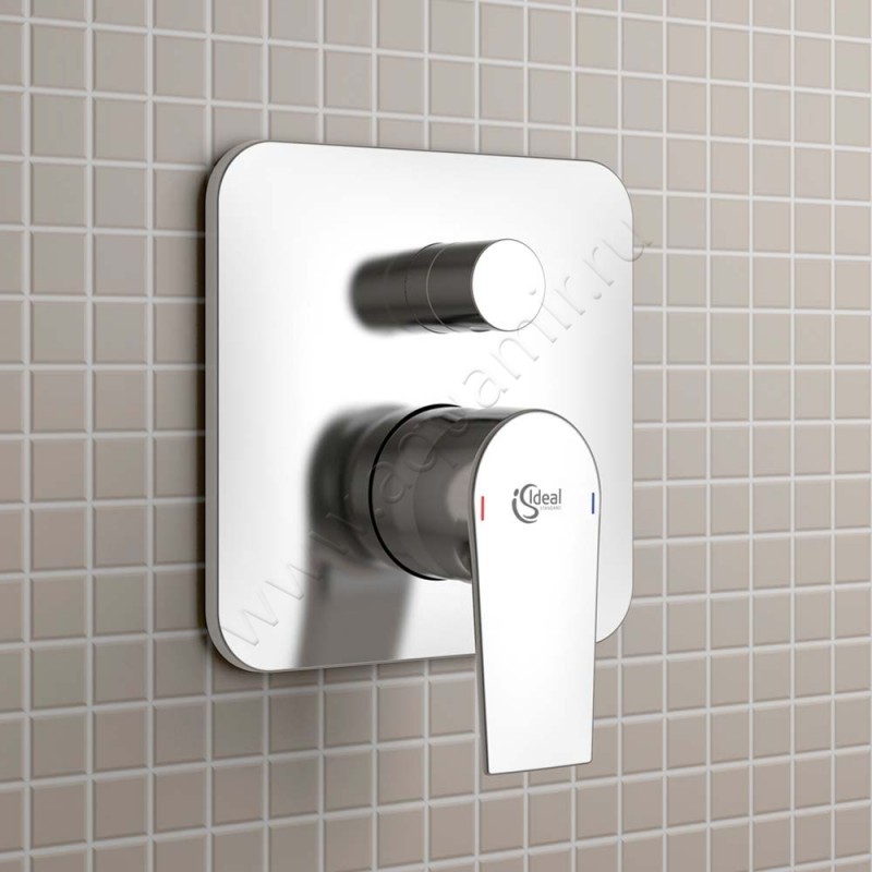 Однорычажный смеситель для ванны/душа Ideal Standard Tesi A6586AA