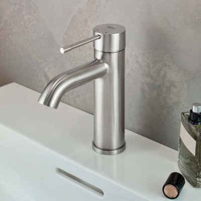    Grohe Essence  (23590DC1)
